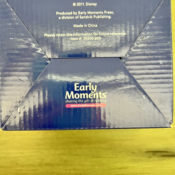 Grolier Early Moments - Disney Tangled Rapunzel - President's Edition Ornament - Picture 6 of 7